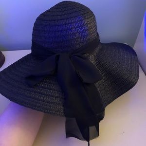 BLACK SUNHAT🦋